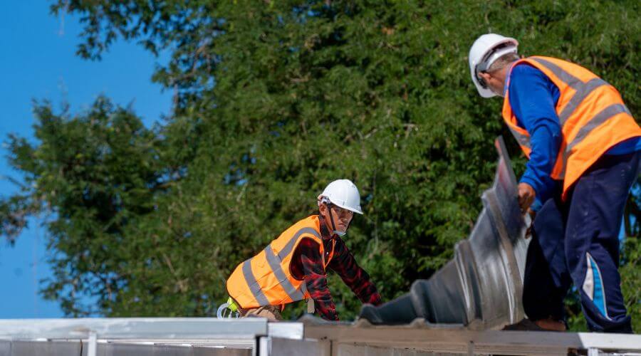 Professional gutter cleaning in Grain Valley, MO
